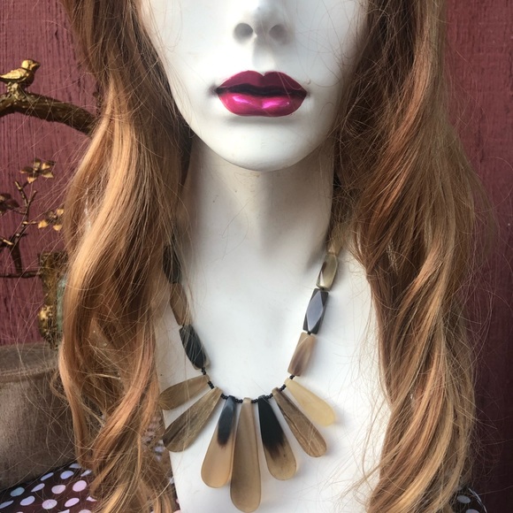 Vintage Lucite cleopatra style necklace 25” 1960s - Picture 6 of 7